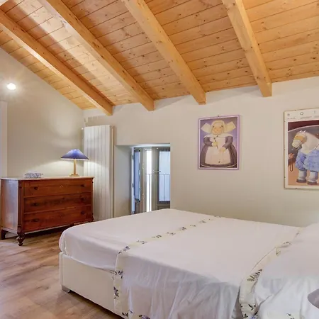 Cozy Home In Albagnano Di Bee With House Sea View Bee
