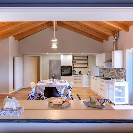 Appartement Cozy Home In Albagnano Di Bee With House Sea View Bee